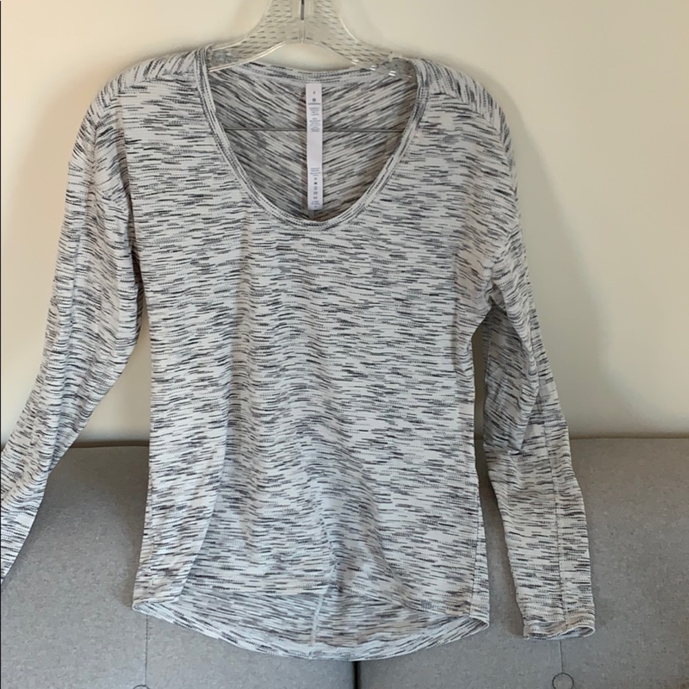 Long sleeve workout top